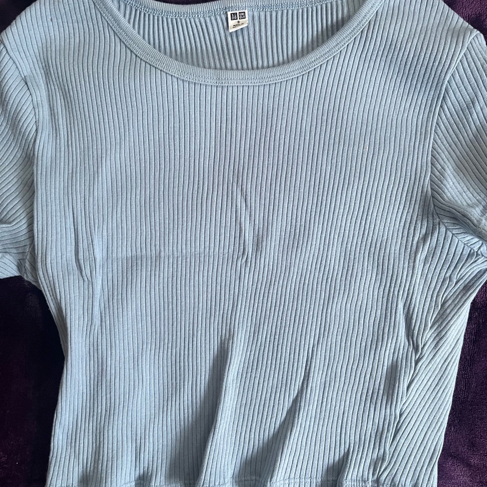 Uniqlo Women's Ribbed Blue Top